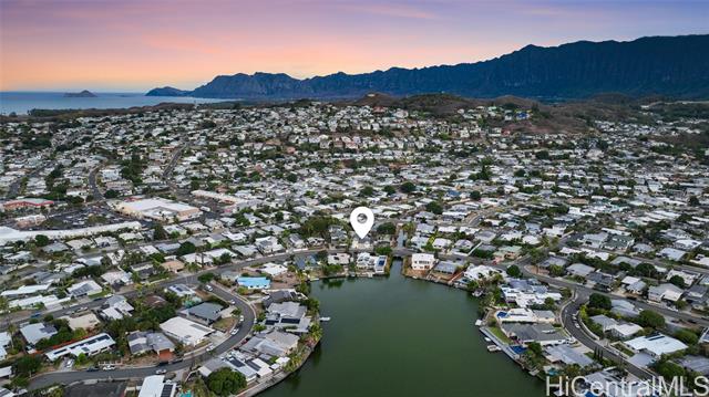 889 Akumu Street, Kailua, HI 96734