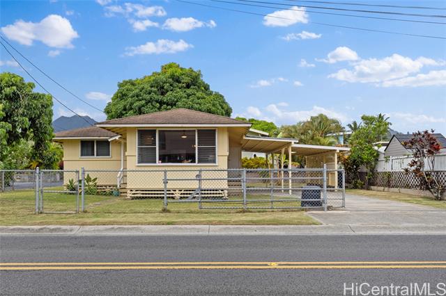327 Kihapai Street, Kailua, HI 96734