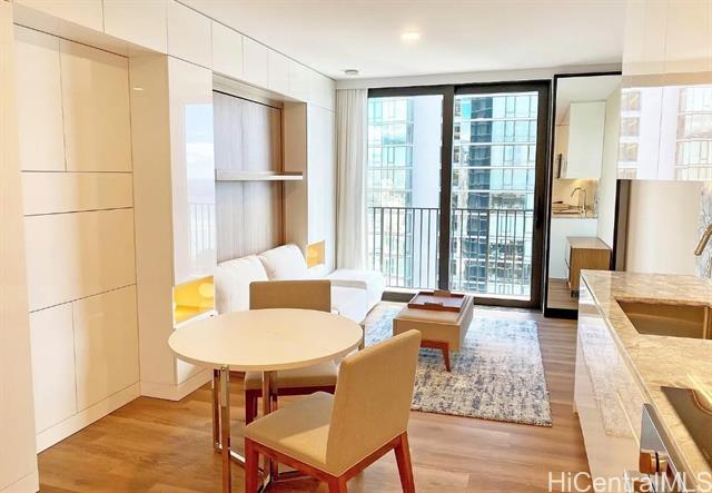 987 Queen Street, 2908, Honolulu, HI 96814