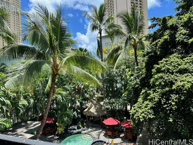 2425 Kuhio Avenue, 410, Honolulu, HI 96815