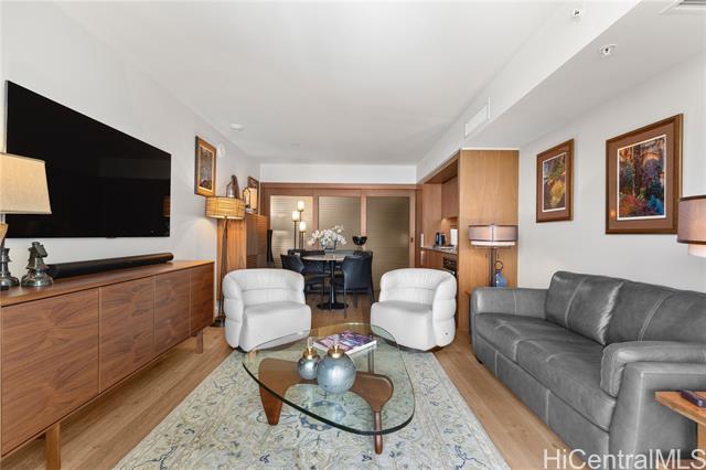 2139 Kuhio Avenue, 1610, Honolulu, HI 96815