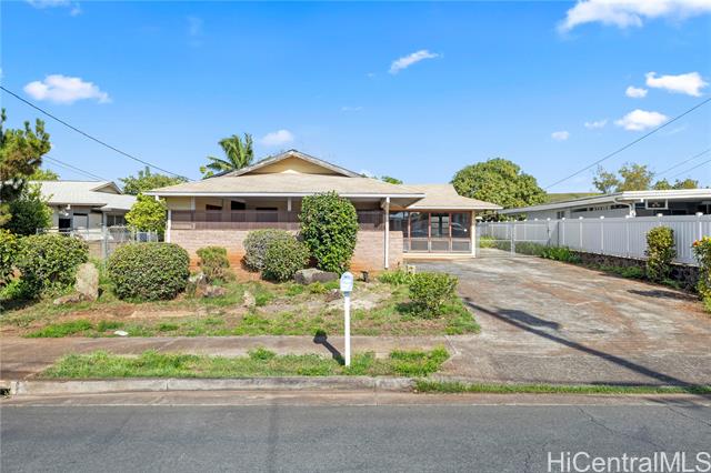 1415 Kaweloka Street, Pearl City, HI 96782