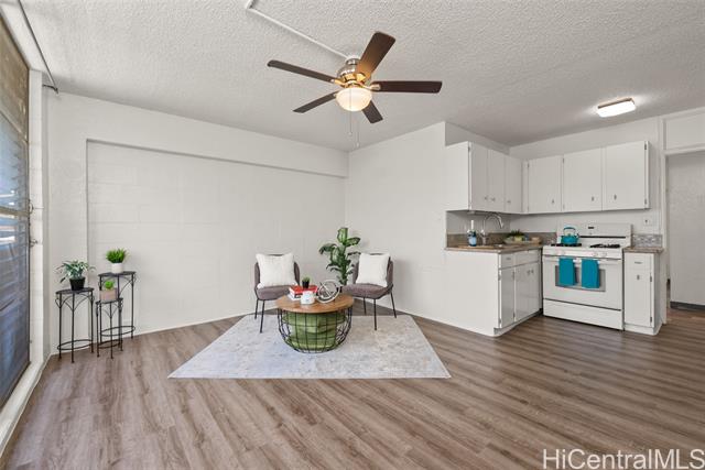 712 Kamuela Avenue, 303, Honolulu, HI 96816