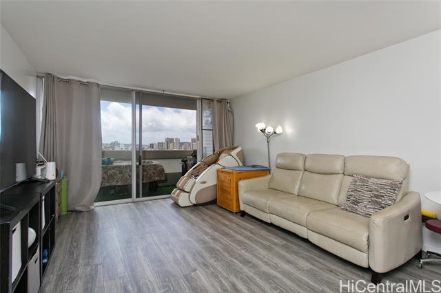 1212 Punahou Street, 705, Honolulu, HI 96826