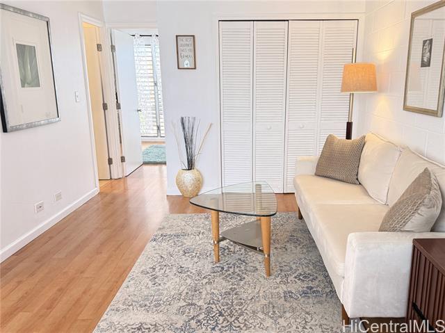 1099 Green Street, A305, Honolulu, HI 96822