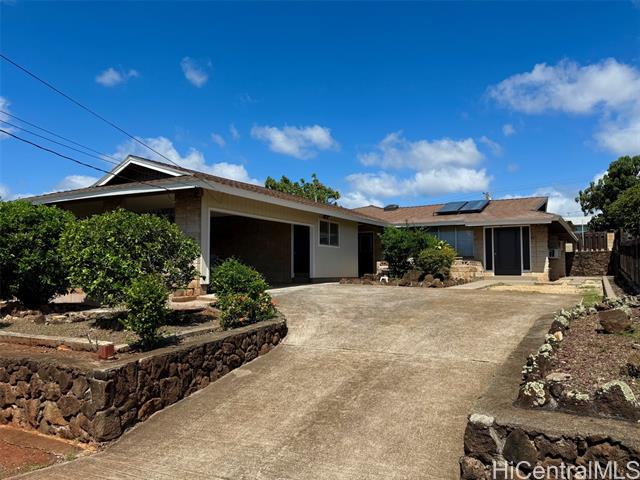 736 Puu Hina Place, Pearl City, HI 96782