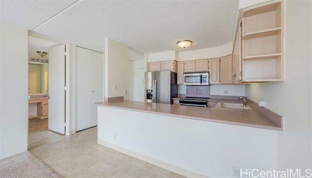 400 Hobron Lane, 2411, Honolulu, HI 96815