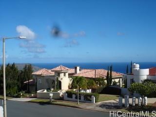 97 Moaniala Place, Honolulu, HI 96821