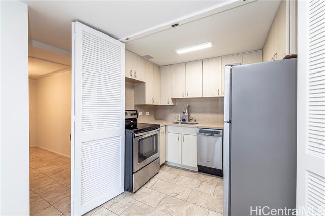 225 Queen Street, 16A, Honolulu, HI 96813