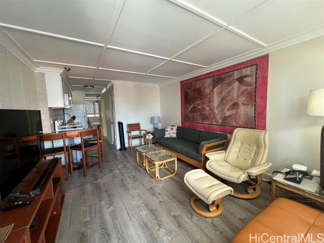 425 Ena Road, B1002, Honolulu, HI 96815