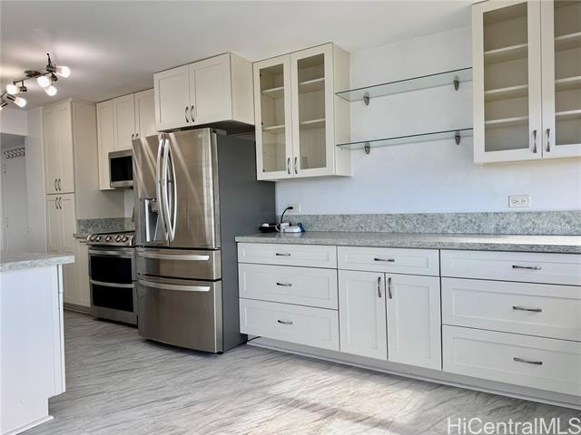 2825 King Street, 2401, Honolulu, HI 96826