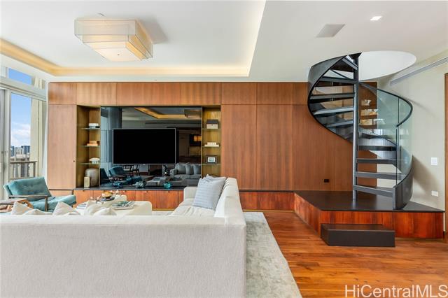 223 Saratoga Road, PHD, Honolulu, HI 96815