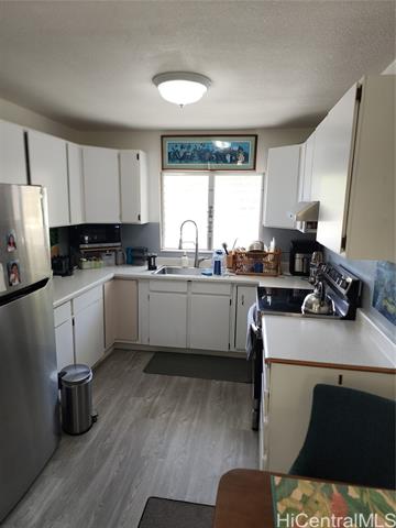 523 Kiholo Street, Honolulu, HI 96821