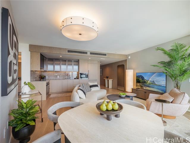 1000 Auahi Street, 2313, Honolulu, HI 96814