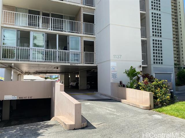 1137 Wilder Avenue, 803, Honolulu, HI 96822