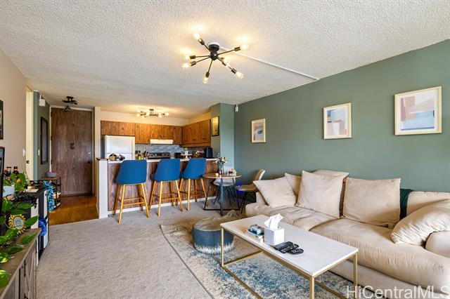 1717 Mott Smith Drive, 2606, Honolulu, HI 96822