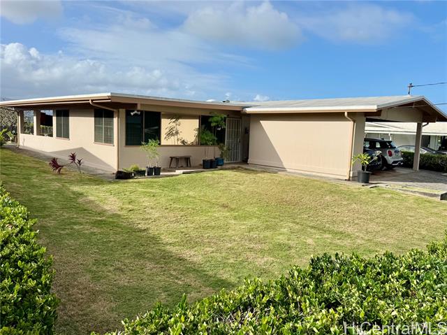 45-464 Nakuluai Street, Kaneohe, HI 96744