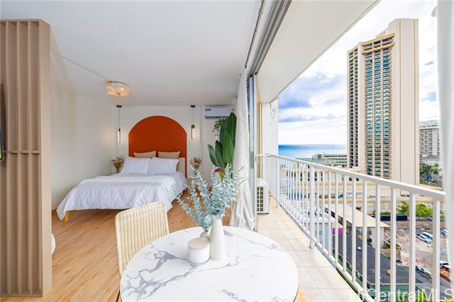 2427 Kuhio Avenue, 1605, Honolulu, HI 96815