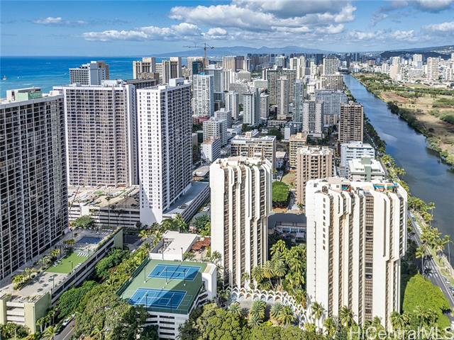 300 Wai Nani Way, II914, Honolulu, HI 96815