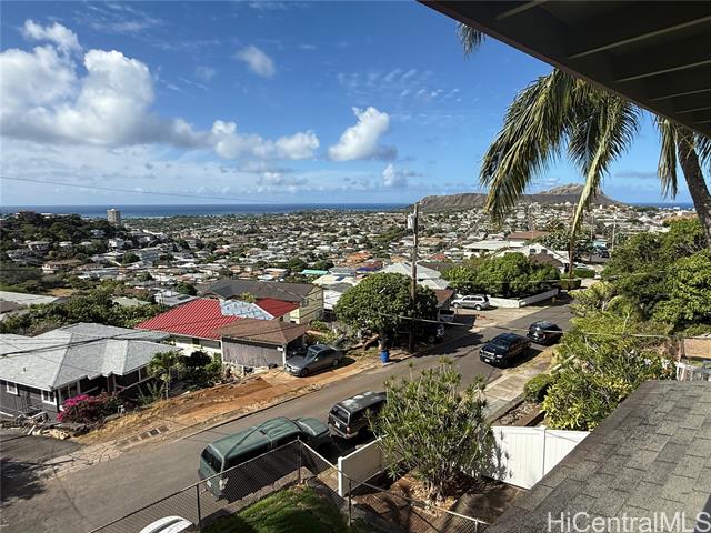 3836 Pukalani Place, Honolulu, HI 96816