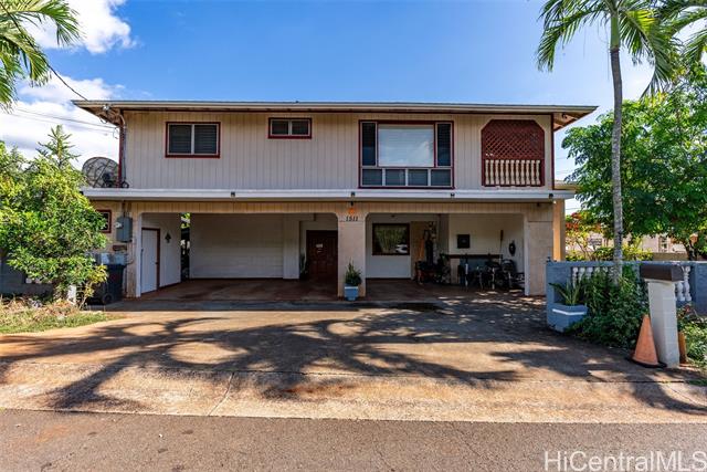 1511 Hoolana Street, Pearl City, HI 96782