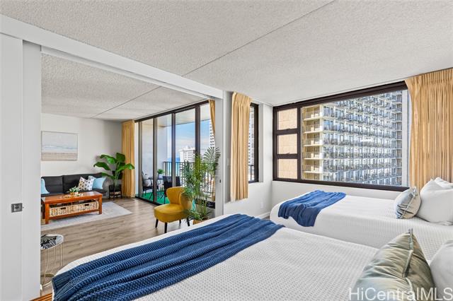 201 Ohua Avenue, 1506/MAKAI, Honolulu, HI 96815