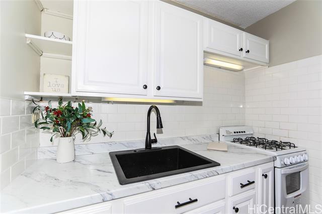 1911 Kalakaua Avenue, 503, Honolulu, HI 96825