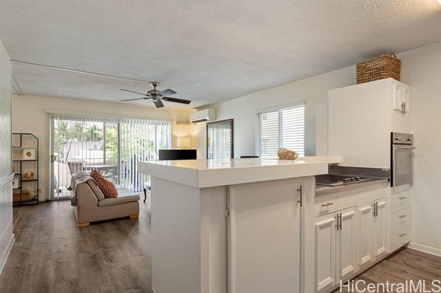 411 Kaiolu Street, 302, Honolulu, HI 96815