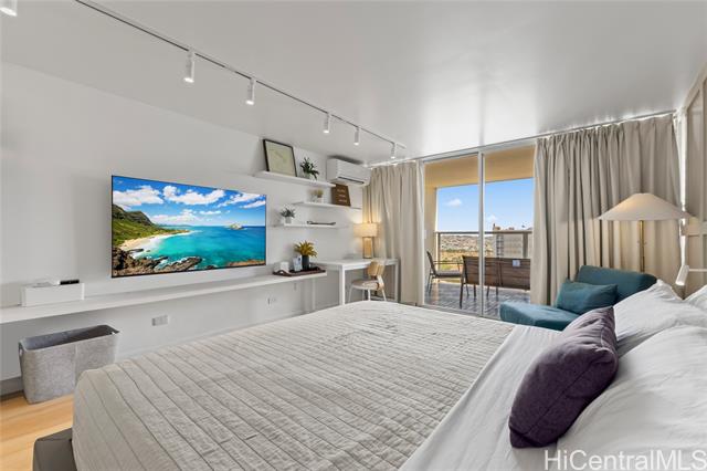 445 Seaside Avenue, 2415, Honolulu, HI 96815