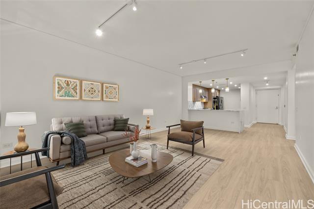 1 Keahole Place, 3304, Honolulu, HI 96825