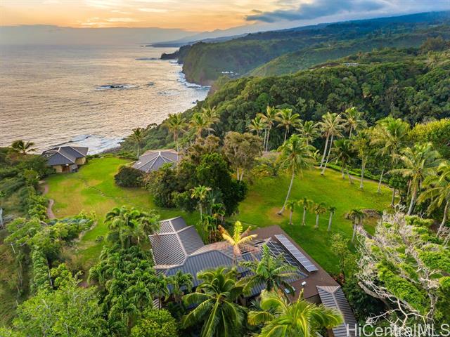 180 Door Of Faith Road, Haiku, HI 96708