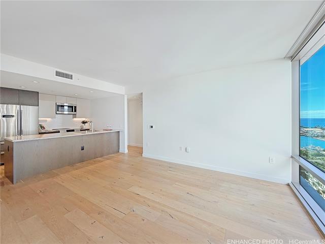 1001 Queen Street, 2005, Honolulu, HI 96814