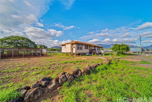 87-879 Apuupuu Road, Waianae, HI 96792