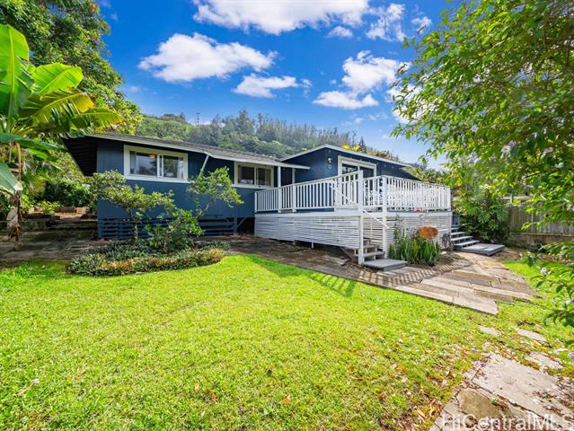 59-742 Kamehameha Highway, C, Haleiwa, HI 96712