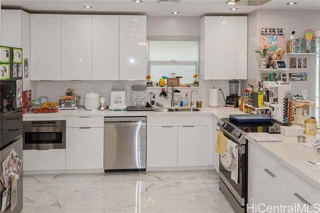 86-270 Leihoku Street, Waianae, HI 96792