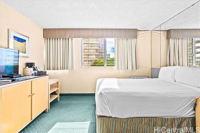 444 Kanekapolei Street, 413, Honolulu, HI 96815