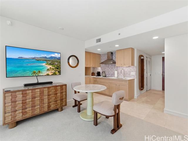 223 Saratoga Road, 812, Honolulu, HI 96815