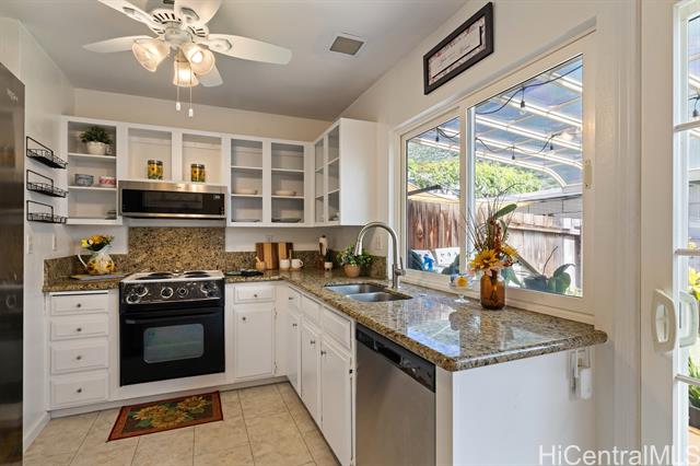 1058 Awawamalu Street, C, Honolulu, HI 96825