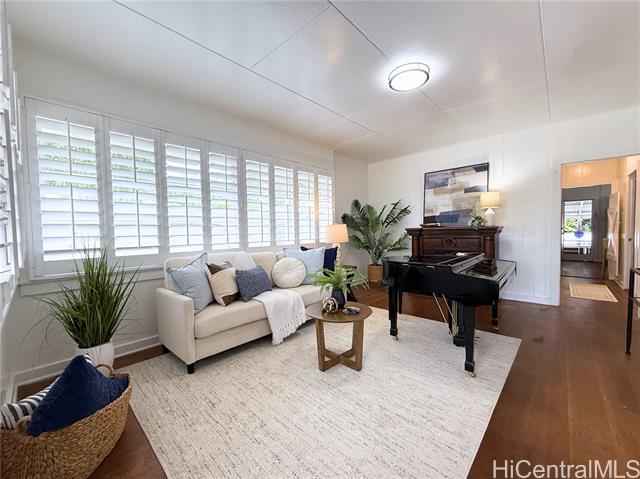 1114 Kaala Avenue, Wahiawa, HI 96786