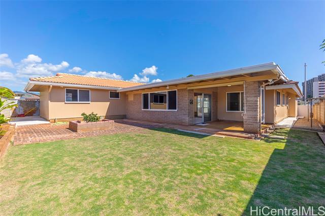 3209 Ala Laulani Street, Honolulu, HI 96818