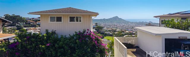 1925 St Louis Drive, Honolulu, HI 96816