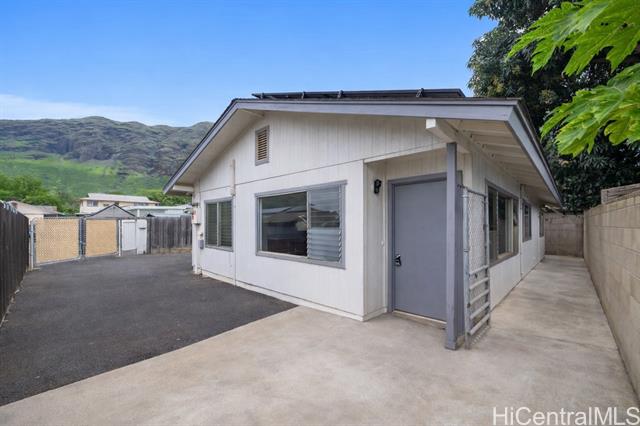 84-537 Manuku Street, Waianae, HI 96792