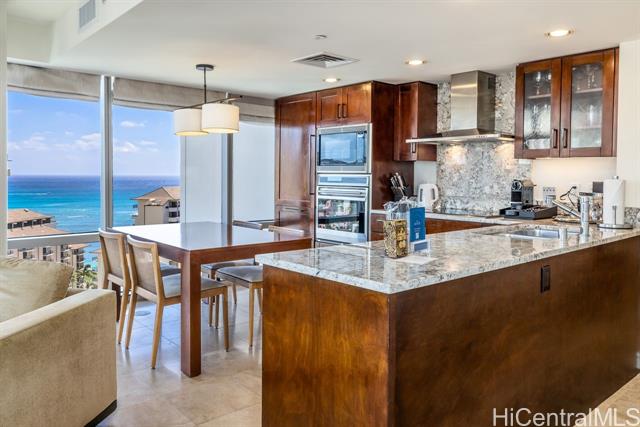 223 Saratoga Road, 2002, Honolulu, HI 96815