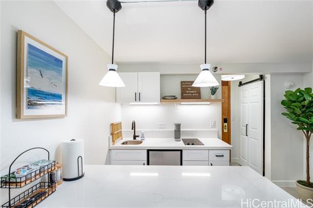 2425 Kuhio Avenue, 309, Honolulu, HI 96815