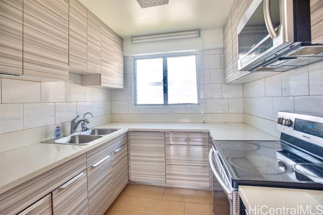 908 University Avenue, A202, Honolulu, HI 96826