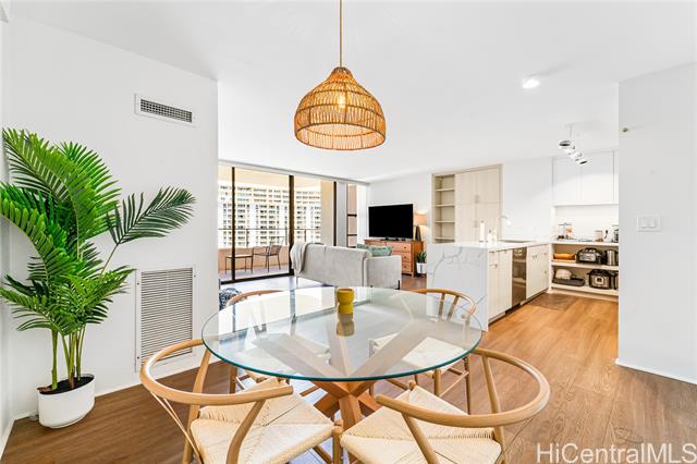 1910 Ala Moana Boulevard, 32E, Honolulu, HI 96850