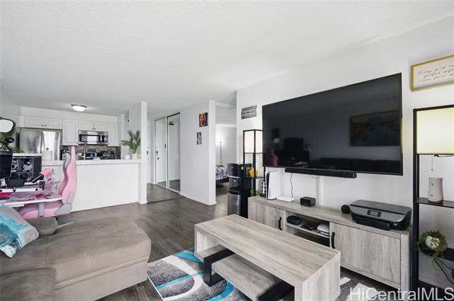 98-500 Koauka Loop, 18A, Aiea, HI 96701