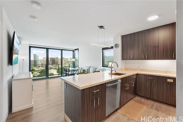 615 Keawe Street, 2703, Honolulu, HI 96813
