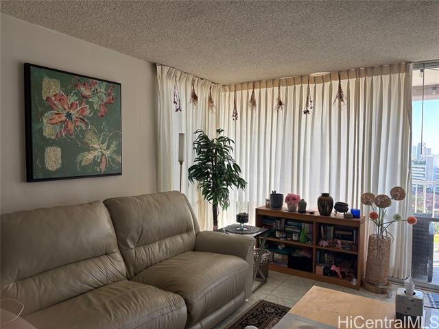 1617 Keeaumoku Street, 808, Honolulu, HI 96822