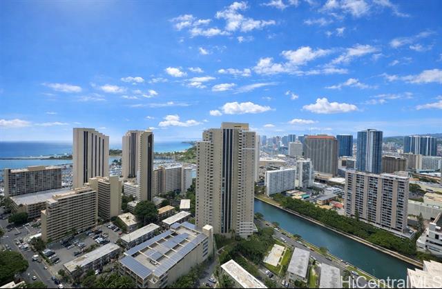 411 Hobron Lane, 3904, Honolulu, HI 96815